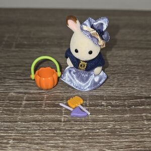 Chocolate Rabbit Calico Critter Witch Halloween Costume w/Accessories 2"